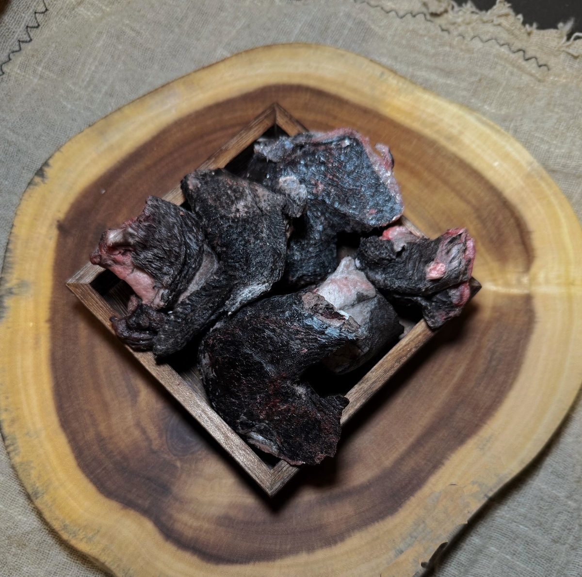 带骨乌鸡